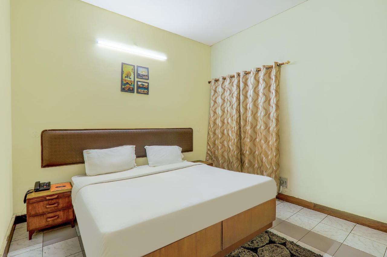 Hotel Executive Hasanganj Exterior foto
